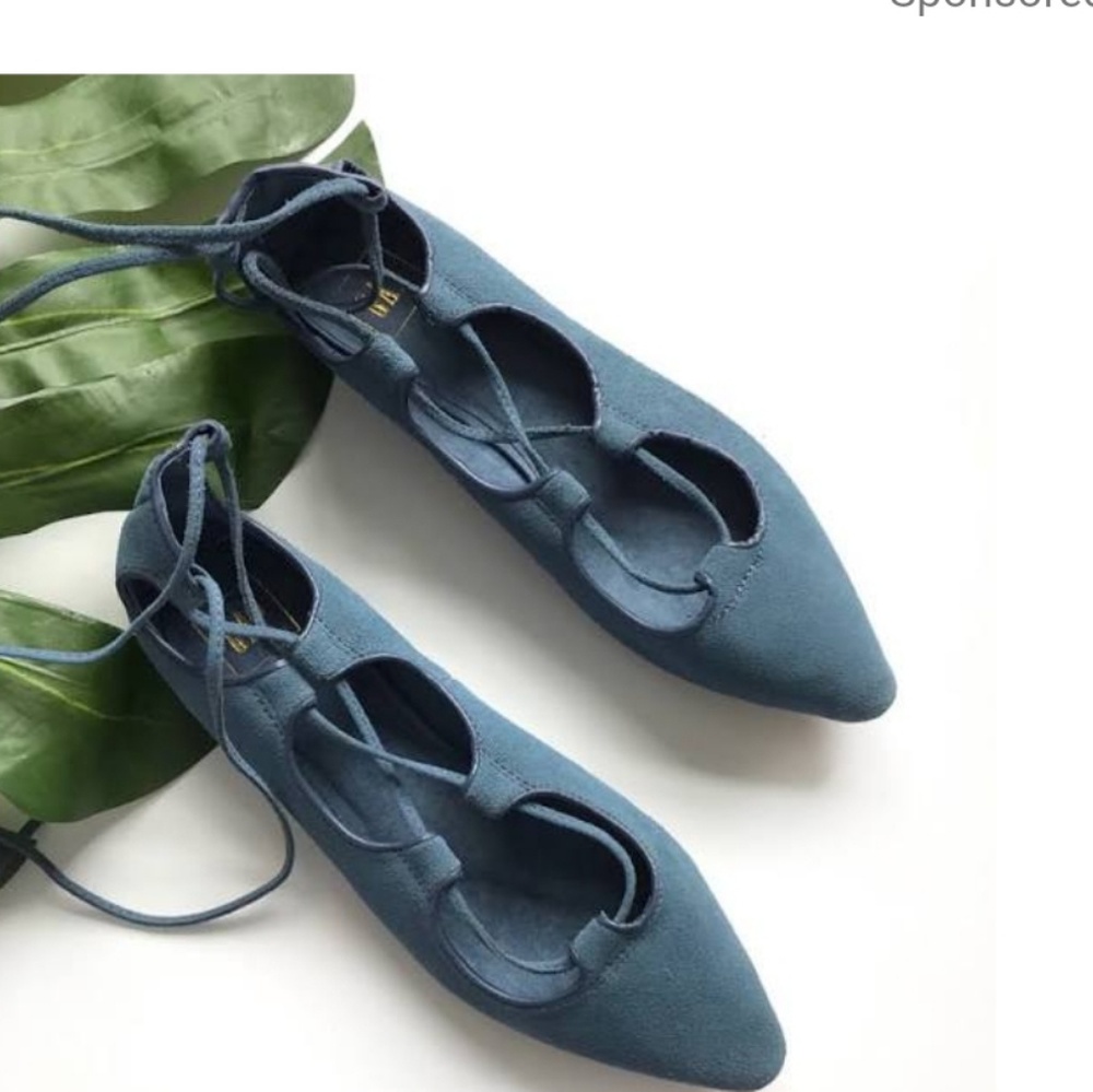 Gap blue flats